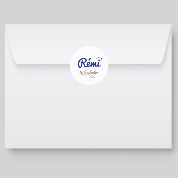 Pour annoncer un petit garçon, des étiquettes à enveloppe de naissance harmonieuses qui créent l'émotion dès la réception du courrier !