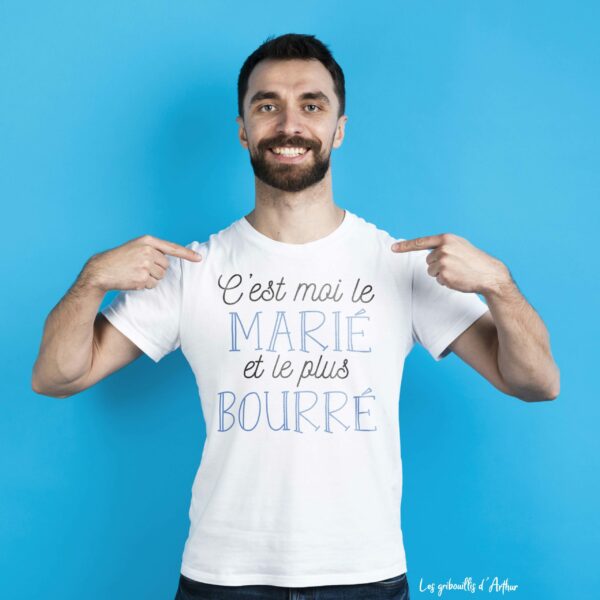 T-Shirt Enterrement de Vie de Garçon personnalisé pour le futur marié, roi de la fête ! Drôle et décalé, pour un EVG encore plus fun et mémorable !