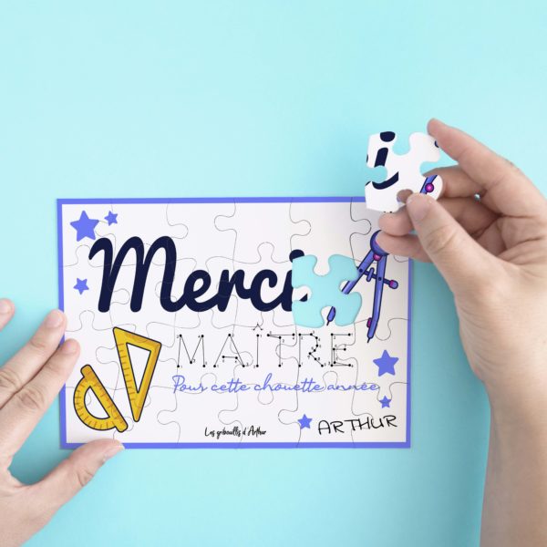 L'école se termine, continuons de jouer avec le Puzzle Remerciement Maître à personnaliser pour les maîtres, un joli cadeau de fin d'année !